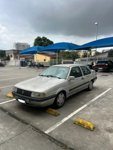 Volkswagen Santana Glsi / GLS 1.8/ 2.0 (álcool) 1994