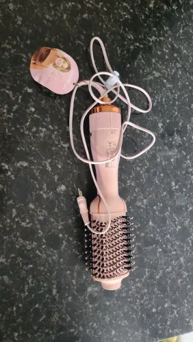 Secadora de cabelo, usada uma vez. Na caixa!