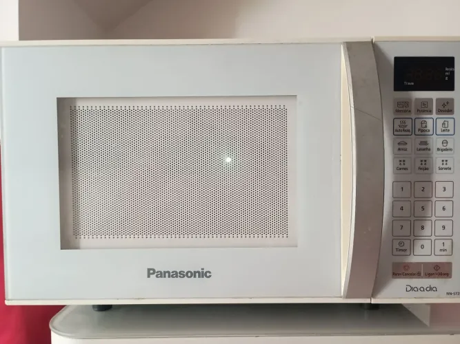 Microondas Panasonic 21 litros em perfeito estado