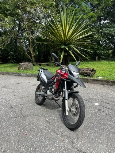 Xre 300 2014