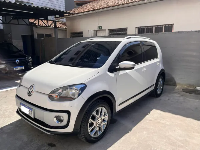 Volkswagen Up! Cross I Motion 1.0 T.flex 12V 5P 2017