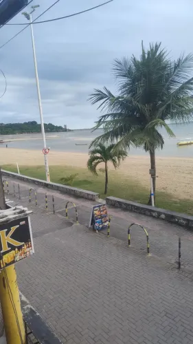 Garçom para abordagens na praia.