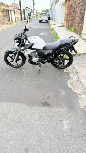 Yamaha YBR Factor 2026 para locação, pronta para trabalhar