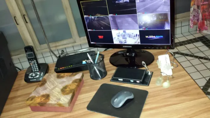 Vendo com urgência sistema de segurança completo