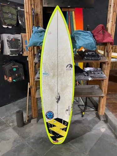 PRANCHA USADA 6'1 UB 
