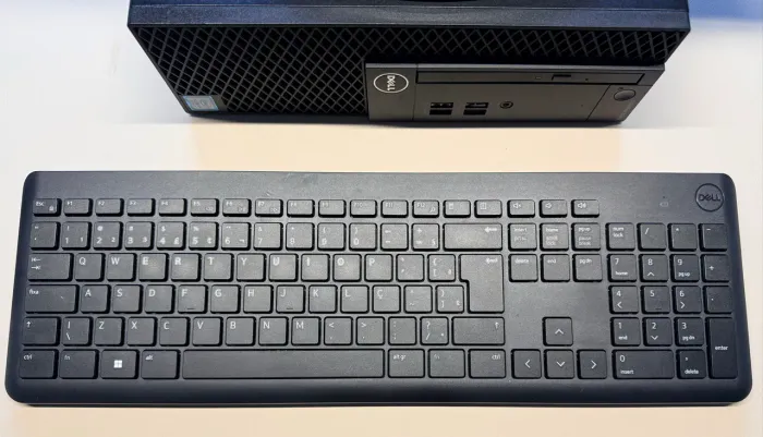 Computador Dell OptiPlex 3050 i5 | 8GB RAM | SSD 256GB + Teclado E Mouse Sem Fio Dell