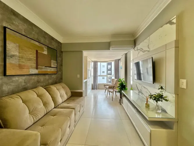 Apartamento à venda em Capão da Canoa, 1 quarto com sacada e churrasqueira de frente na Zo