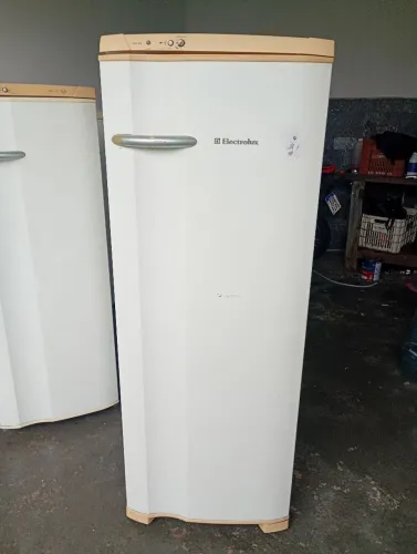 Geladeira Eletrolux funcionando 110 vts