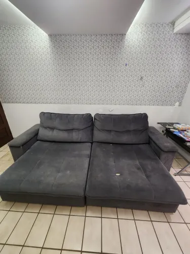 Sofá cama extremamente confortável e grande 