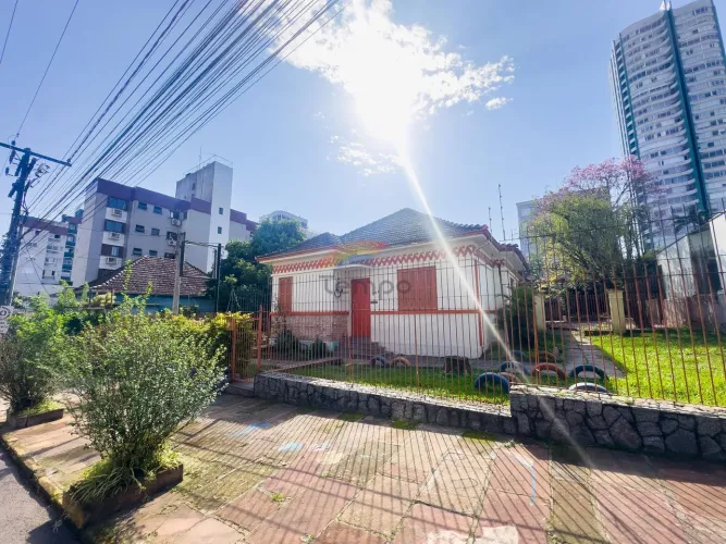 Casa Comercial