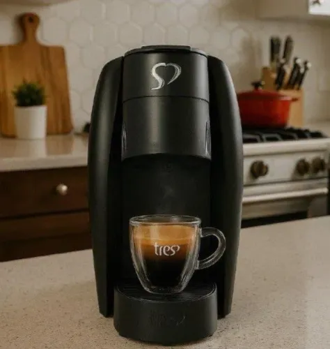 Cafeteira três corações