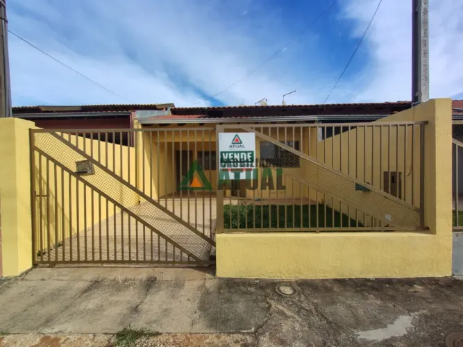 CASA COM 3 QUARTOS SENDO UMA SUÍTE A VENDA NA REGIÃO LESTE DE LONDRINA.