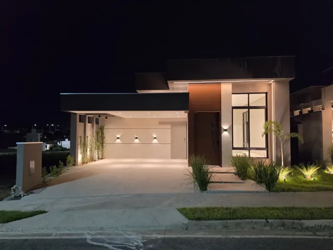 Vende-se Casa térrea no Condominio Brisas em Cuiabá MT
