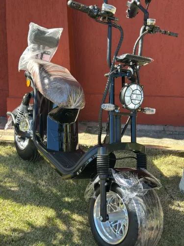 Scooter Elétrica X13 1000W 21AH 0KM