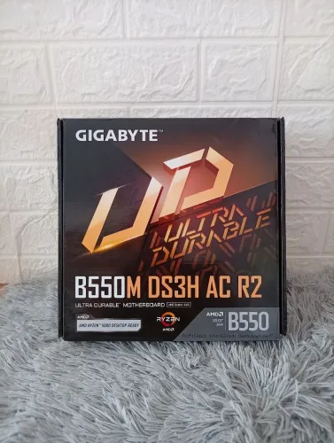 Placa mãe Gigabyte B550M