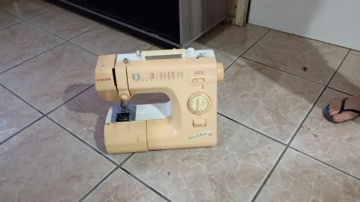 Máquina de costura