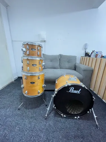 Corpo de bateria pearl roadshow