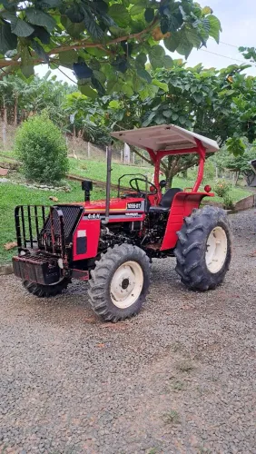 Vendo trator yanmar 1055 ano 2004