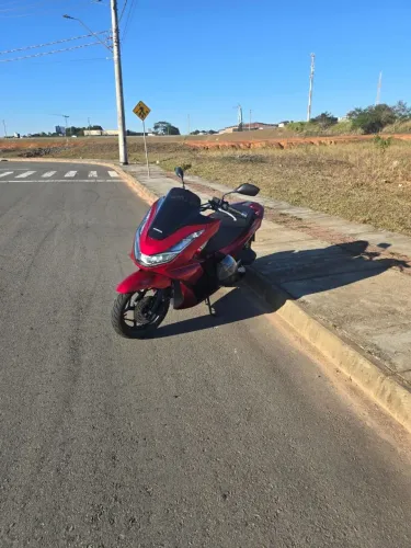 Pcx 160 praticamente nova!