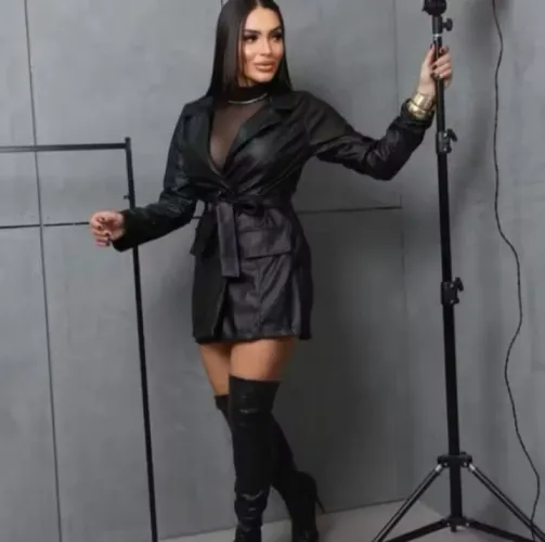 Parka macaquinho feminino <br>Usado somente 1 vez ta