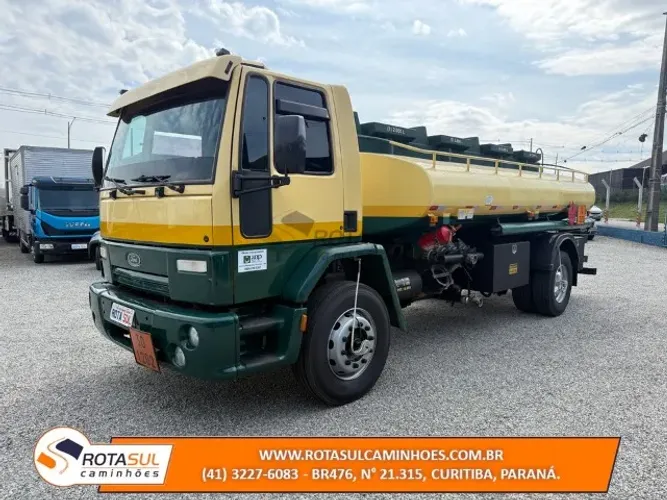 FORD CARGO 1722 2010 TANQUE
