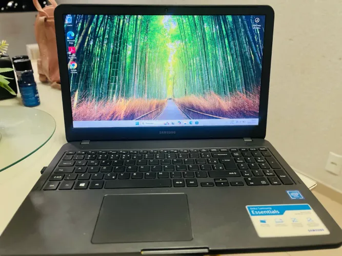 NOTEBOOK SAMSUNG À VENDA