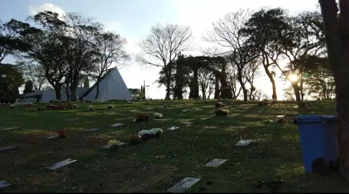 Vendo Jazigo- Cemitério Parque dos Inês- Jundiaí- SP