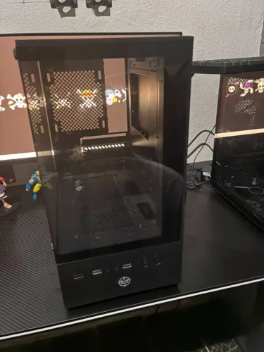 VENDO GABINETE DE PC GAMER TGT LEGION MINI TOWER LATERAL DE VIDRO