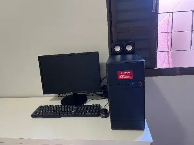 Computador Completo Intel Core i3+ monitor+ SSD( com Wi-Fi) - Pronto para uso