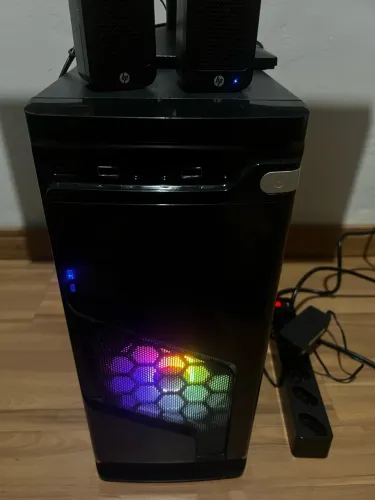 PC Gamer / trabalho