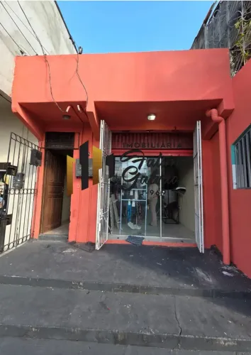 Vendo Casa Com Ponto Comercial Na Rua Roso Danin