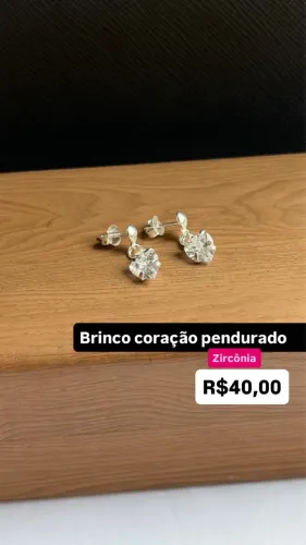 Par de Brincos Coração Pendurado Zircônia Prata 925