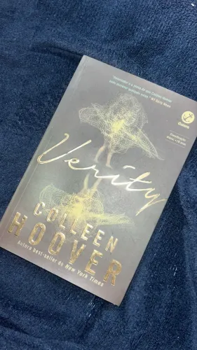 Livro - VERITY - Collen Hoover