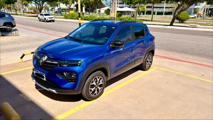 Renault Kwid Outsider 1.0 Flex 12V 5P Mec. 2025