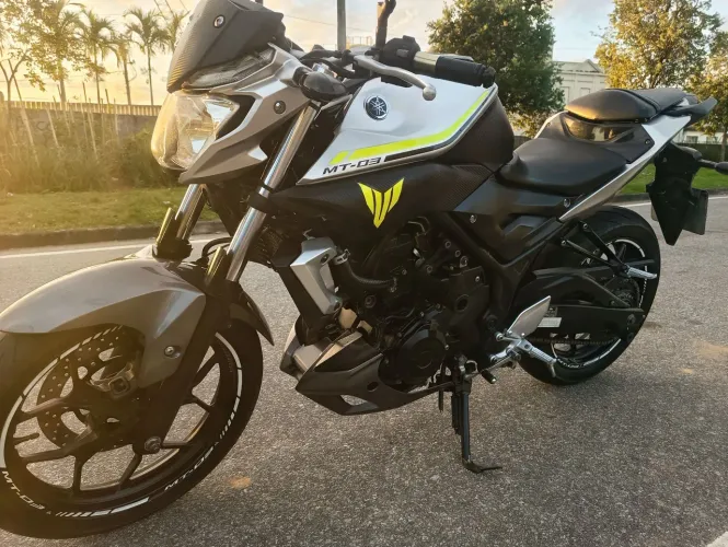 MT 03 Prata 2018