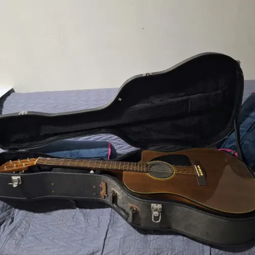 Violão Elétrico Fender com Hardcase original