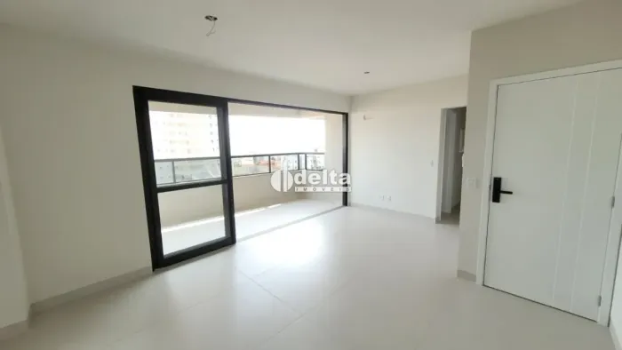 Apartamento com 3 quartos sendo 1 suíte disponível para venda no bairro Santa Mônica em Ub