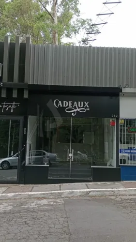 SALÃO COMERCIAL PARA ALUGAR NO HORTO FLORESTAL, 38 M2, COM 01 BANHEIRO E COZINHA