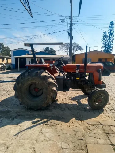 Trator Massey Ferguson 85x