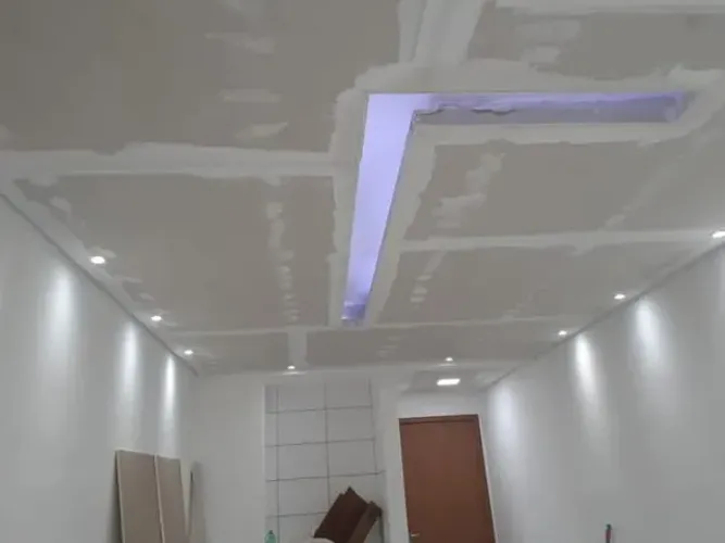Forro de drywall e paredes divisórias