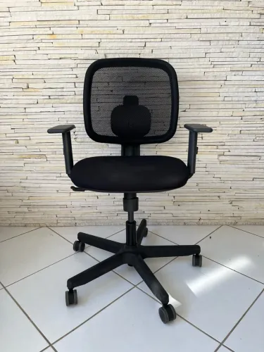 Cadeira de Escritório Flexform All Dot com Apoio Lombar