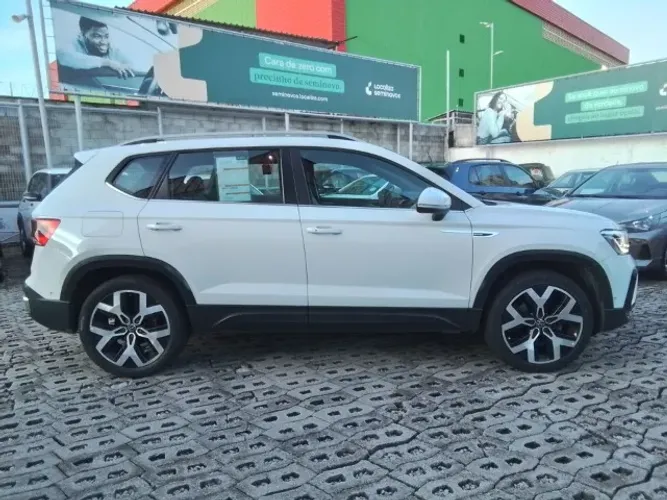 Volkswagen Taos Highline 1.4 250 TSI Flex AUT 2024