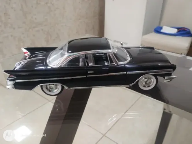 Miniatura 1/18 - Desoto Coupe