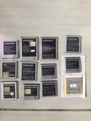 lote com 12 baterias para celular diversos 