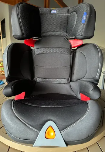 Cadeirinha para carro Oasys 2-3 Fixplus Evo da CHICCO - 15 a 36 kg