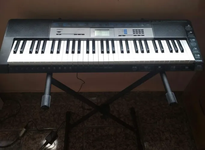 TECLADO CASIO CTK-1550 - SEMINOVO/PERFEITO ESTADO