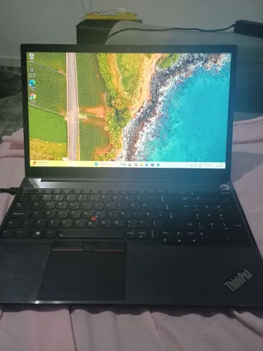 Notebook Lenovo trinkpad E14 G4.i5.12°g..8g..ssd256