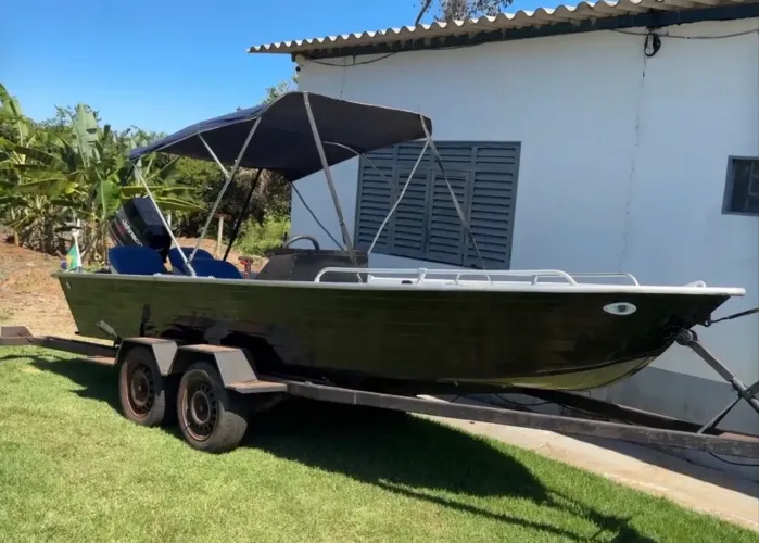 LANCHINHA DE PESCA LEVFORT MOTOR 70 