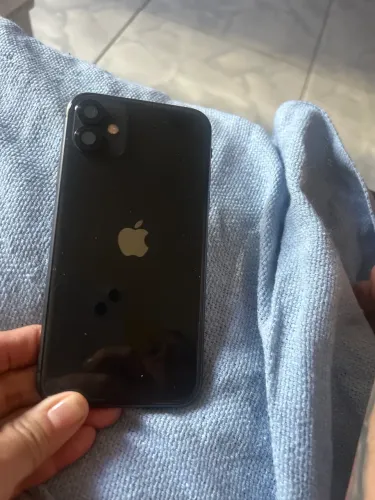 I Phone 11 de 128 Gb bateria 89% Novo sem marcas  + capas de brinde
