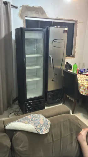 Freezer slim expositor de bebidas gela muito
